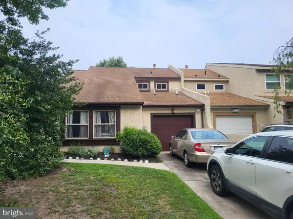 20 PEREGRINE DR, Voorhees, NJ 08043