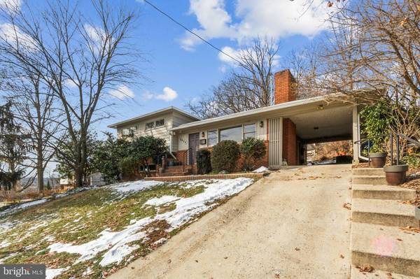 Arlington, VA 22202,2924 S GRANT ST