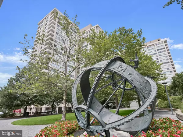 Chevy Chase, MD 20815,4515 WILLARD AVE #607S