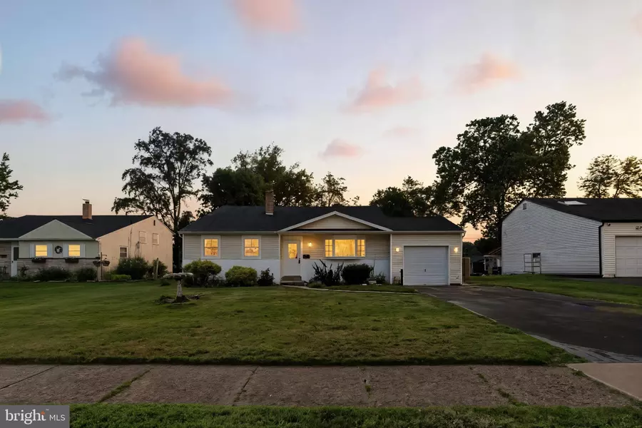 262 BARBARA LN, Warminster, PA 18974