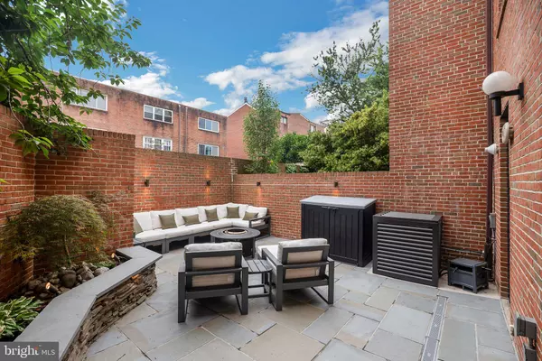 Philadelphia, PA 19147,708 ADDISON ST