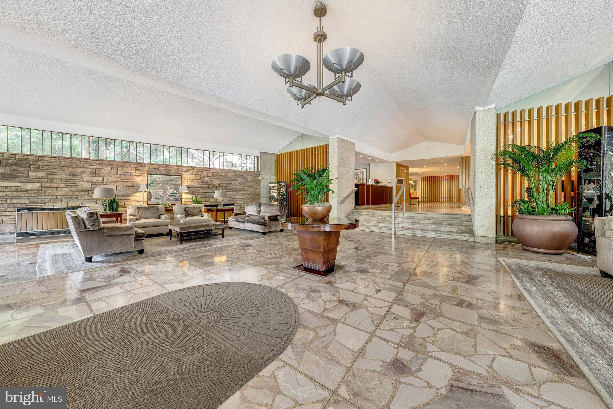 Arlington, VA 22209,1200 N NASH ST #232