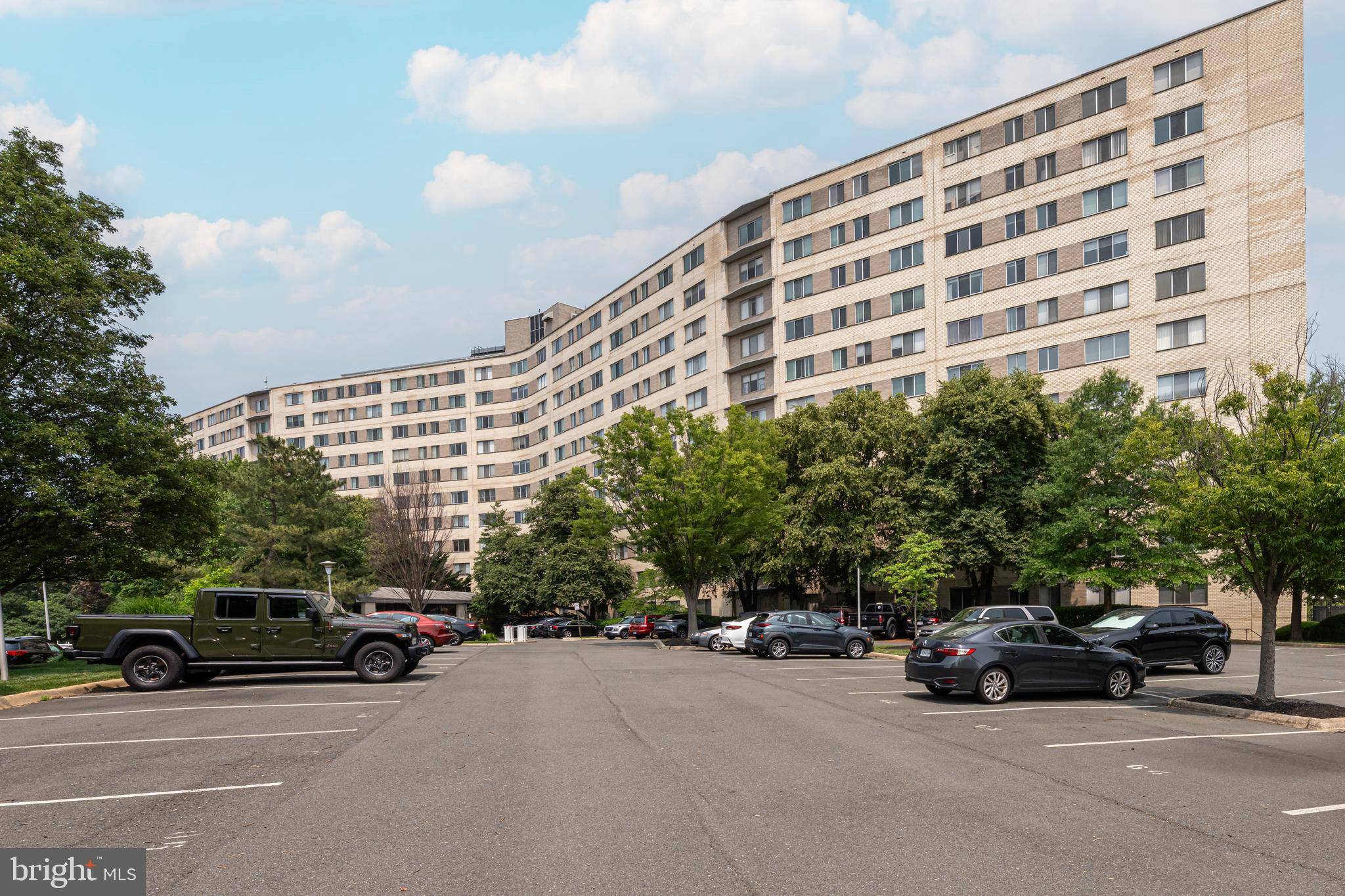Arlington, VA 22209,1200 N NASH ST #232