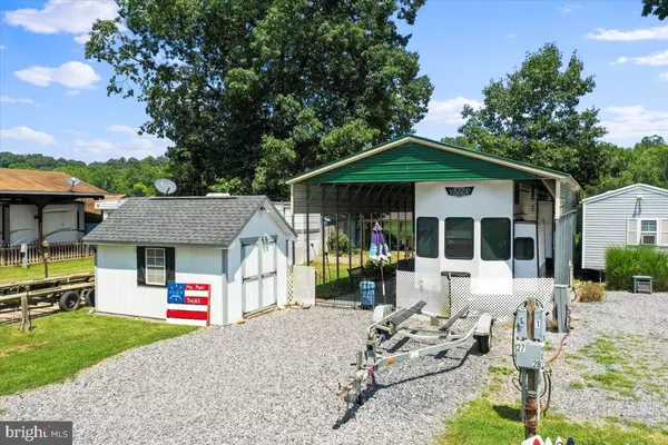 Falling Waters, WV 25419,1-27 BOO BOO BLVD