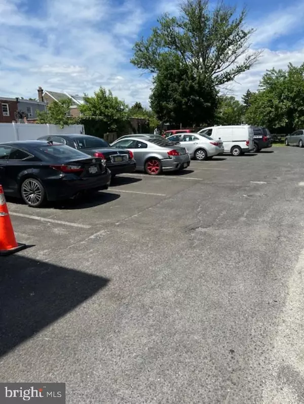 Philadelphia, PA 19111,6904 RISING SUN AVE