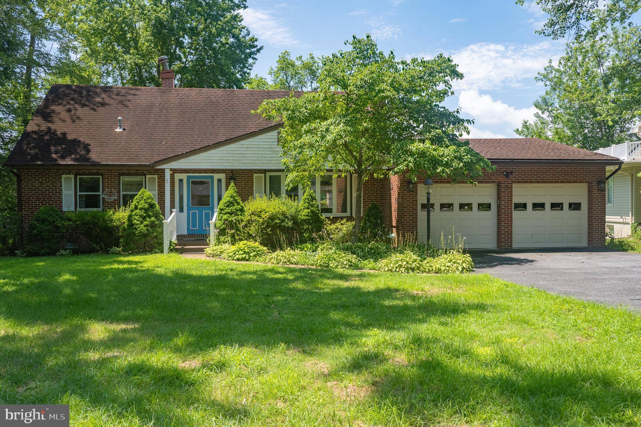 3932 W SHORE DR, Edgewater, MD 21037