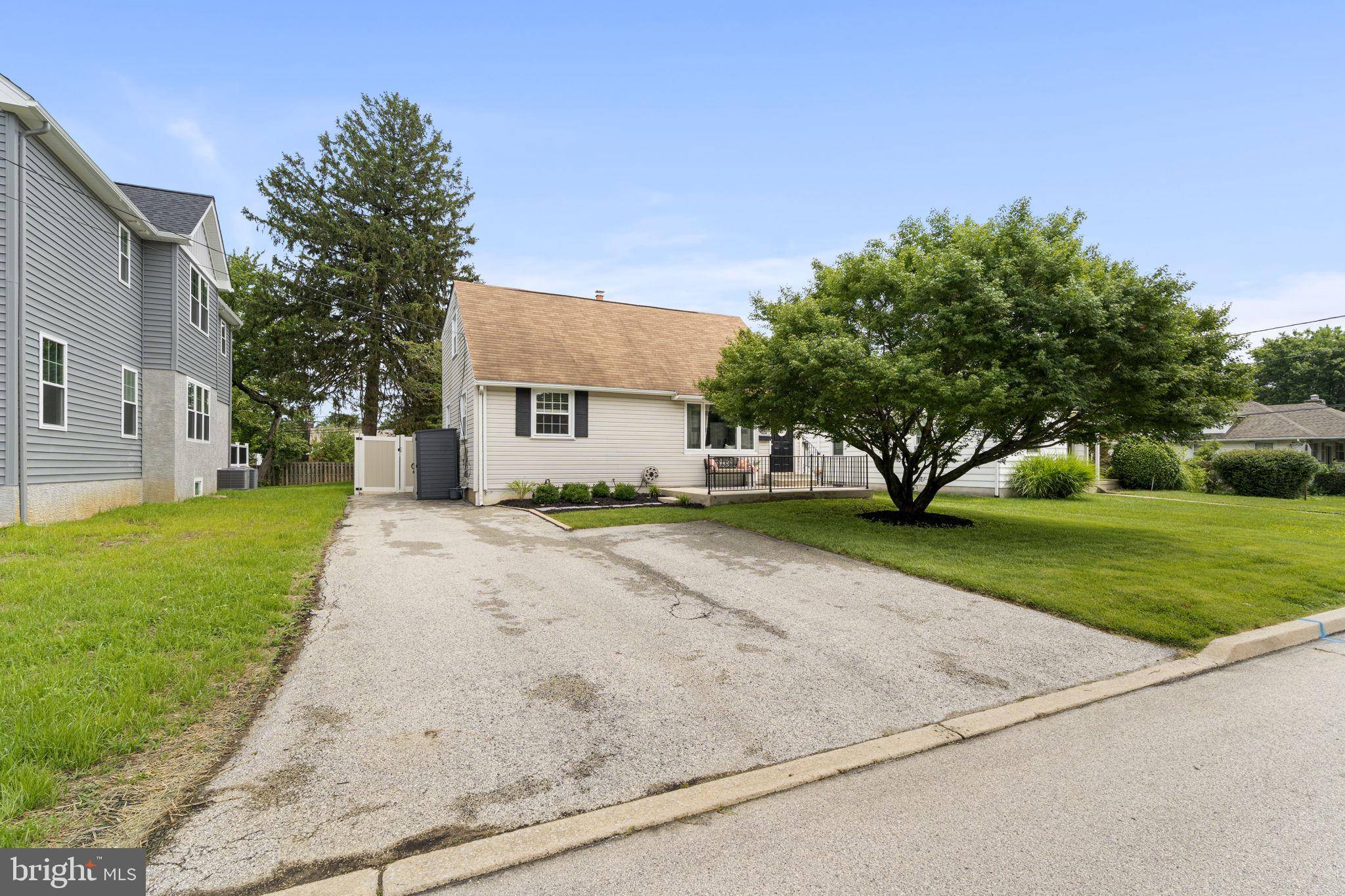 Broomall, PA 19008,2625 SUMMIT AVE