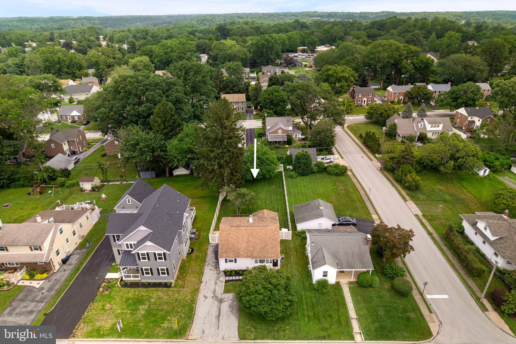 Broomall, PA 19008,2625 SUMMIT AVE