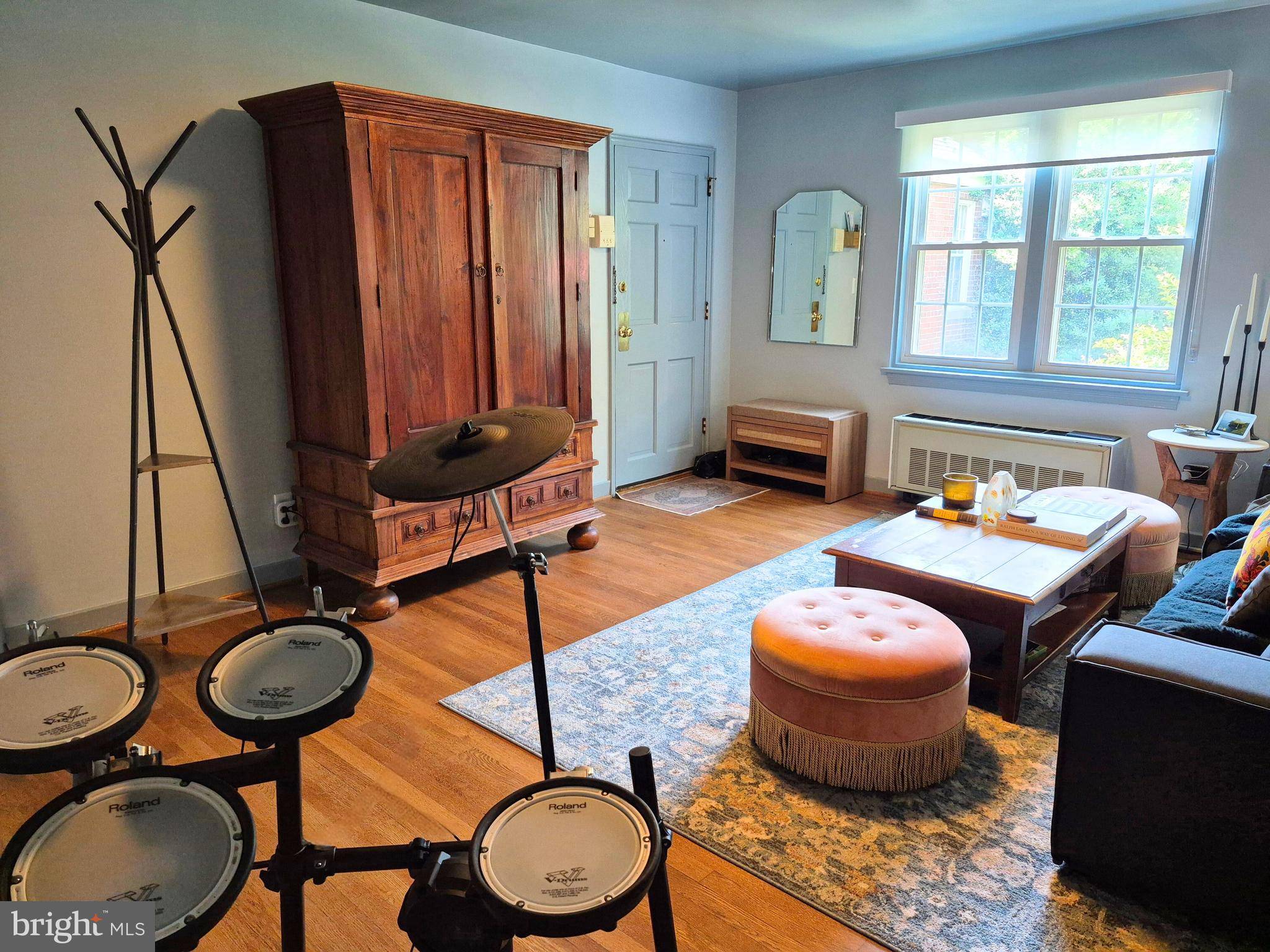 Alexandria, VA 22305,13 AUBURN CT #B