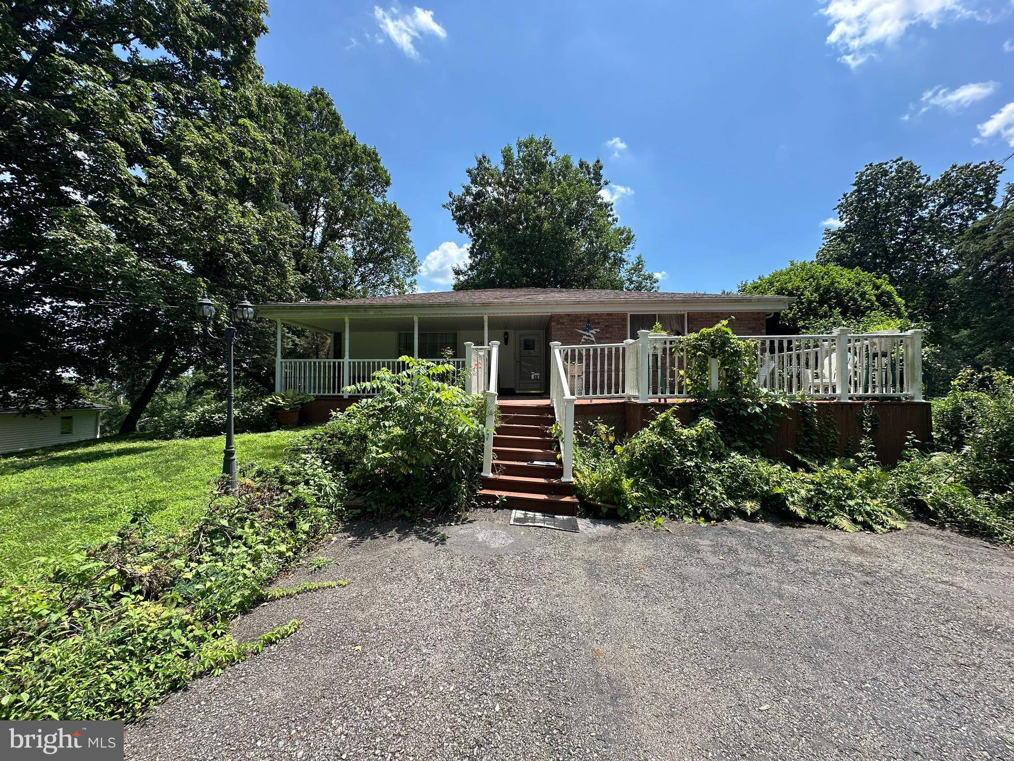 546 SALEM CHURCH RD, Rostraver Township, PA 15012