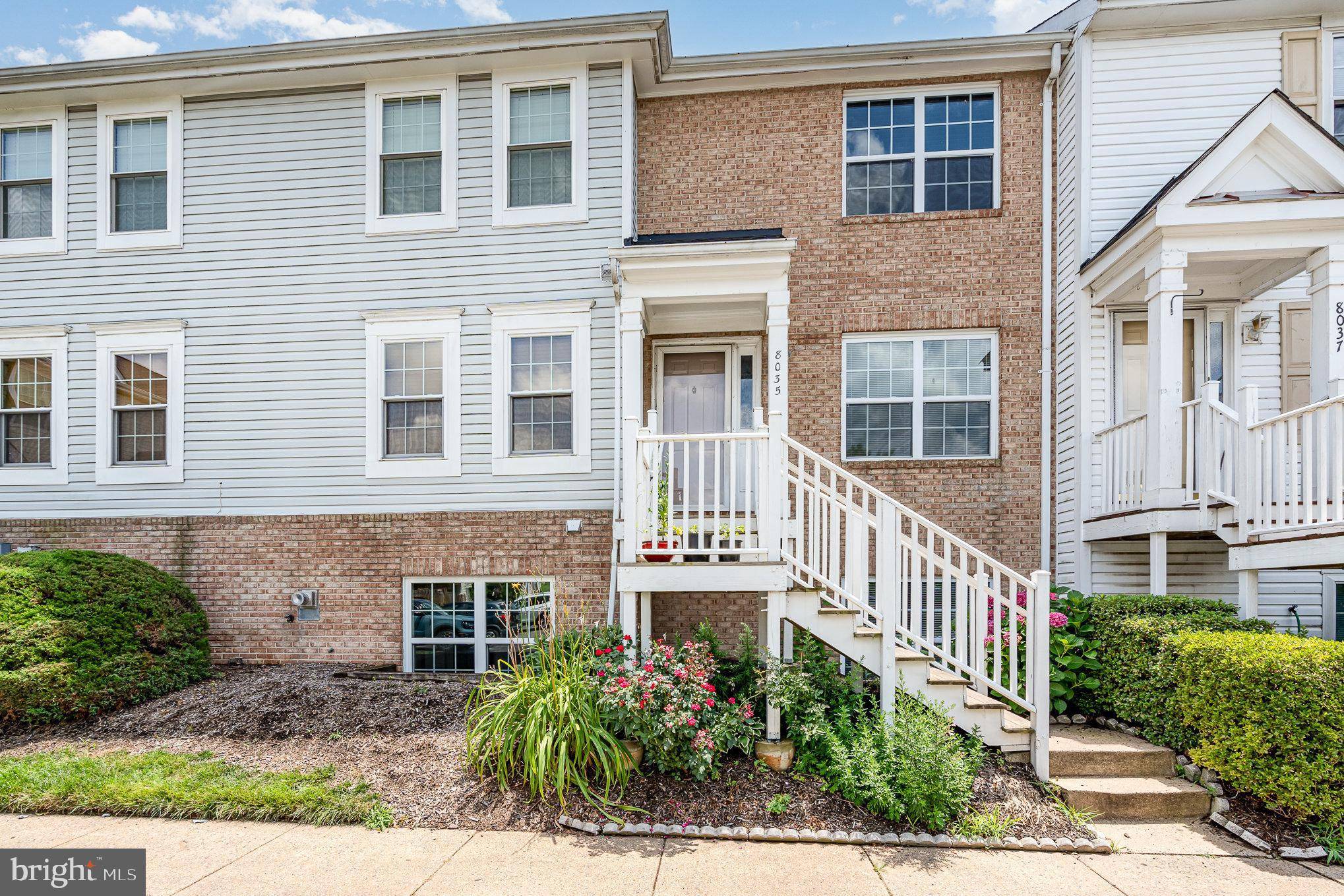 8035 LANTERN CT #124, Manassas, VA 20109