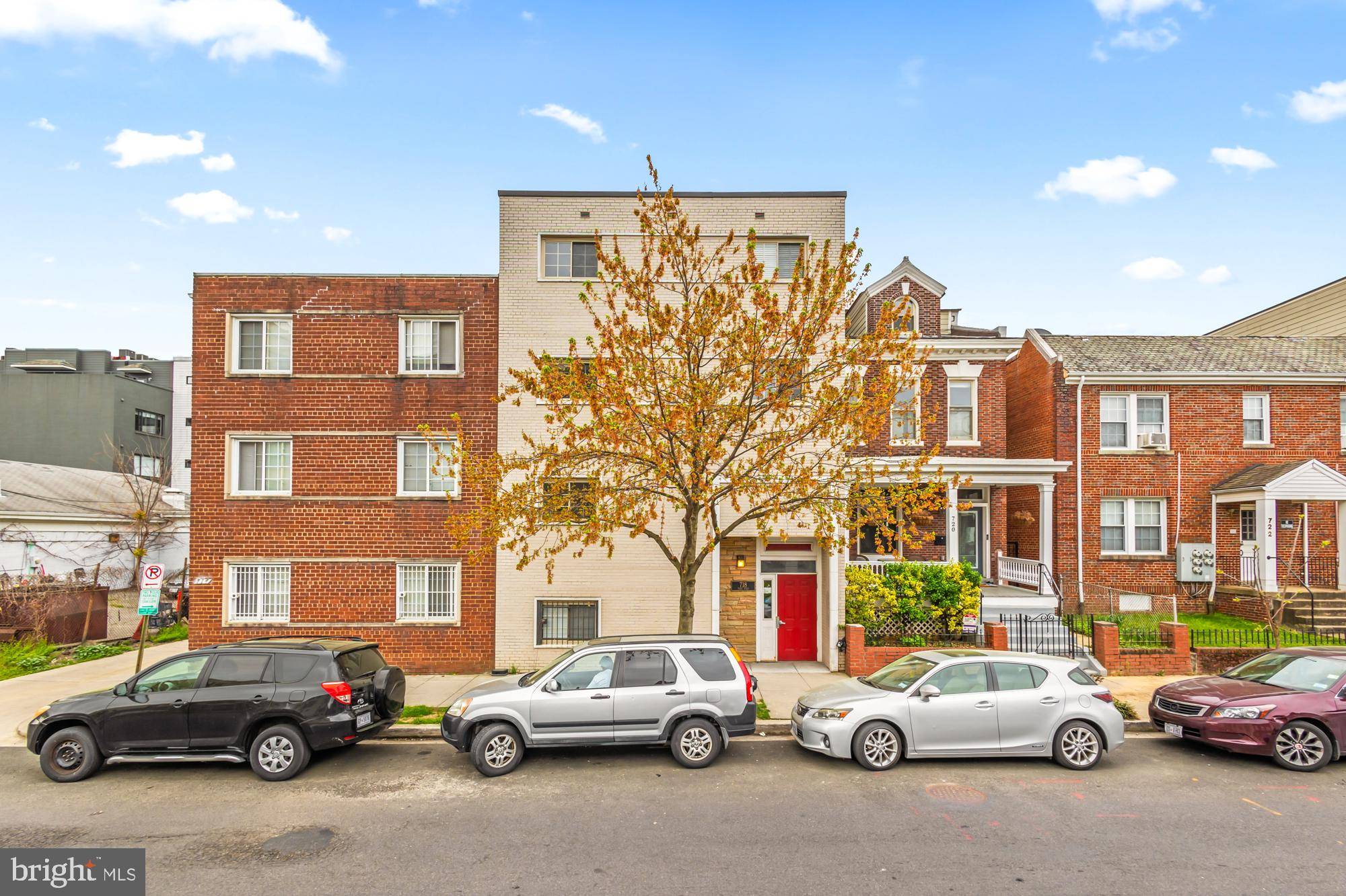718 PARK RD NW #3, Washington, DC 20010