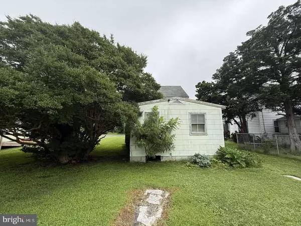 Deal Island, MD 21821,10054 DEAL ISLAND RD