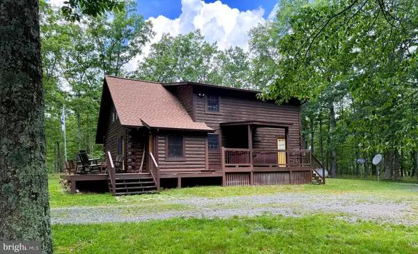 Maysville, WV 26833,230 POLAR BEAR RD