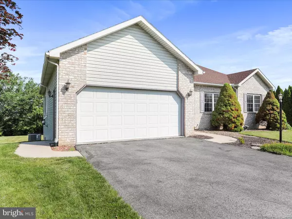 Chambersburg, PA 17202,1932 BELL AVE