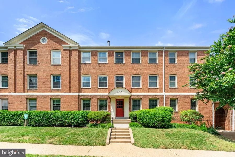 2805 ARLINGTON BLVD #101, Arlington, VA 22201