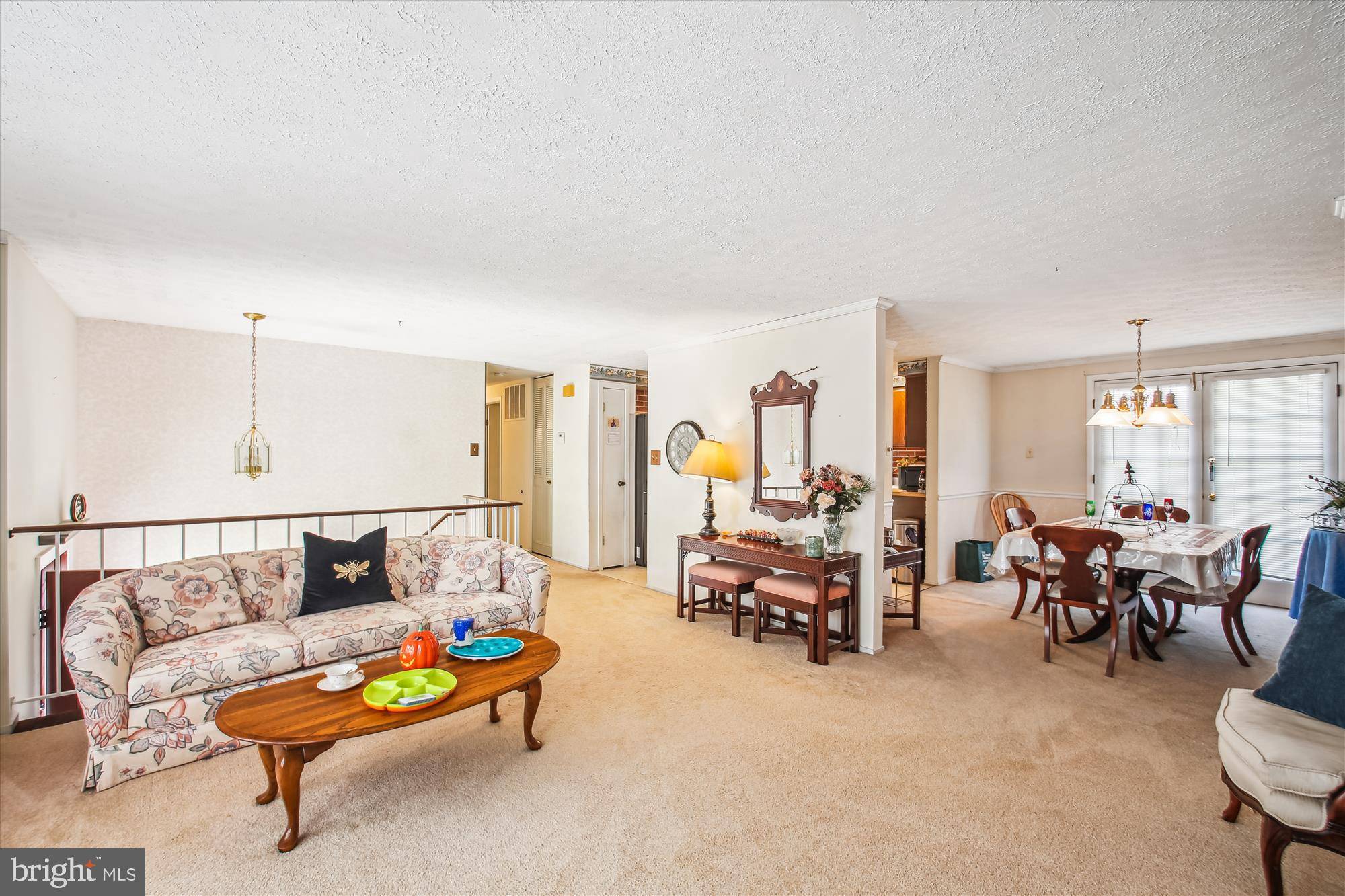 Linthicum Heights, MD 21090,6424 SAINT PHILLIPS RD