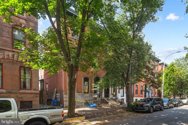 Philadelphia, PA 19130,2020 GREEN ST