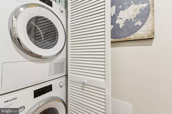 Bethesda, MD 20817,7425 DEMOCRACY BLVD #14