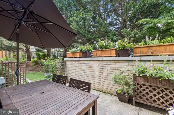 Bethesda, MD 20817,7425 DEMOCRACY BLVD #14