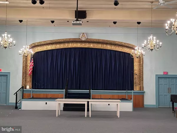 Lancaster, PA 17603,213 W CHESTNUT ST