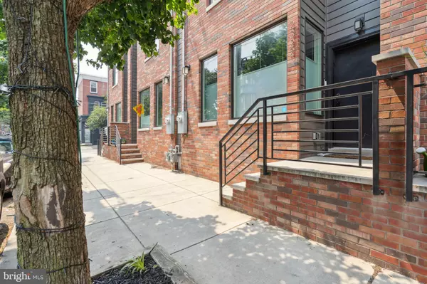 2318 E SUSQUEHANNA AVE, Philadelphia, PA 19125
