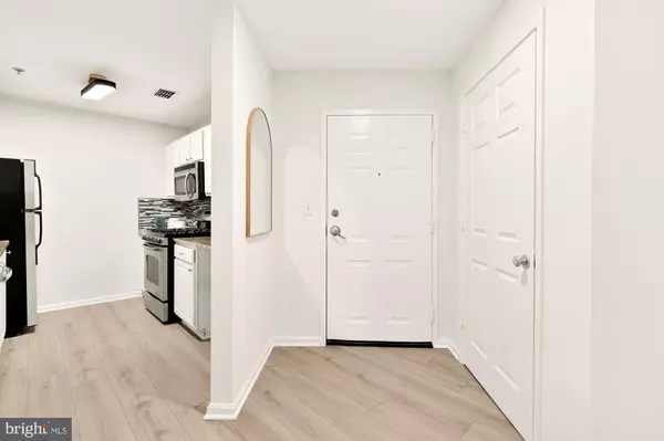 Washington, DC 20001,2004 11TH ST NW #124