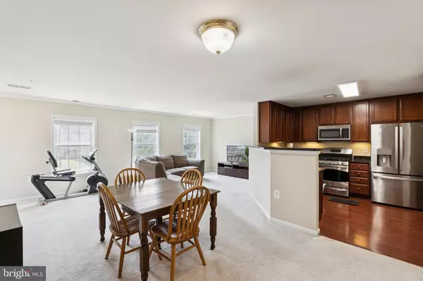 Woodbridge, VA 22191,2807 CHINKAPIN OAK LN