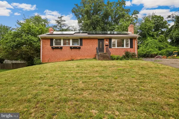 8022 HATTERAS LN, Springfield, VA 22151
