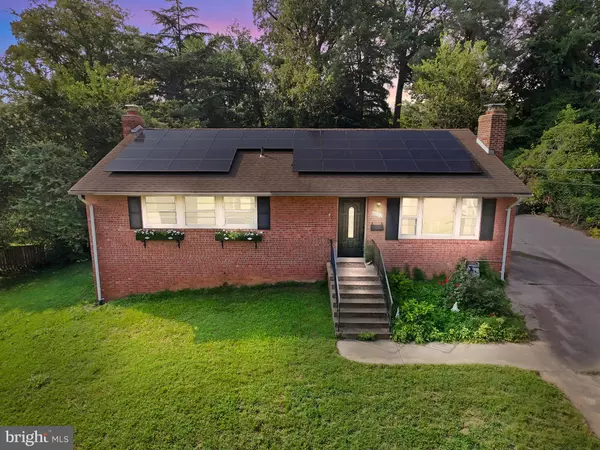 Springfield, VA 22151,8022 HATTERAS LN