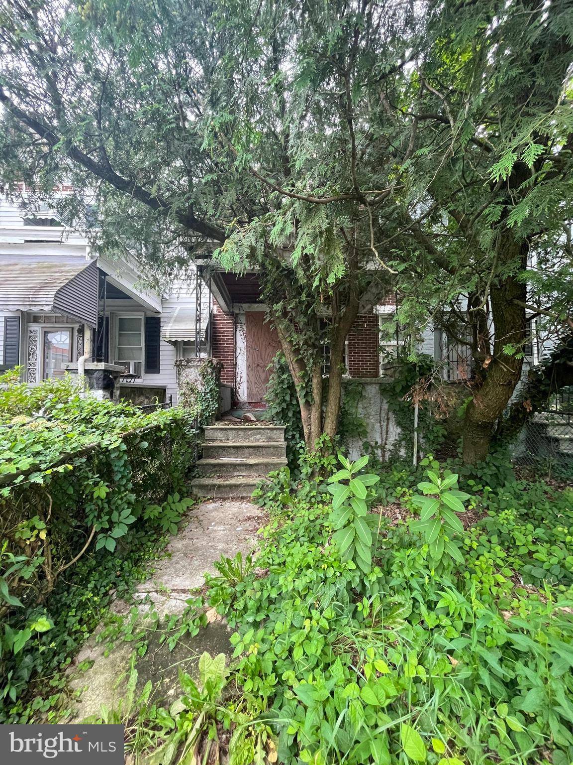 Baltimore, MD 21215,2607 LOYOLA SOUTHWAY