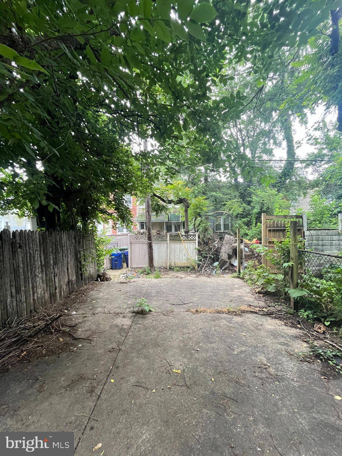 Baltimore, MD 21215,2607 LOYOLA SOUTHWAY