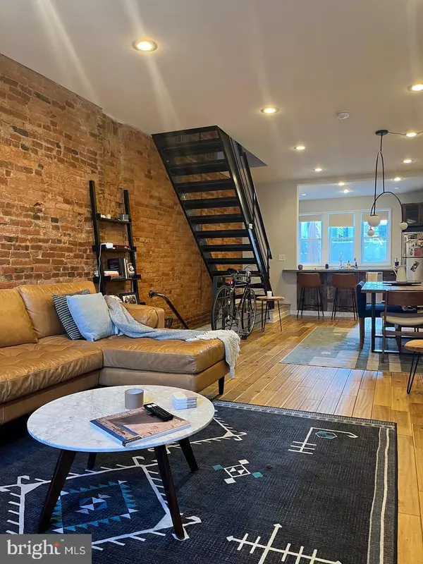 Philadelphia, PA 19125,2313 AMBER ST