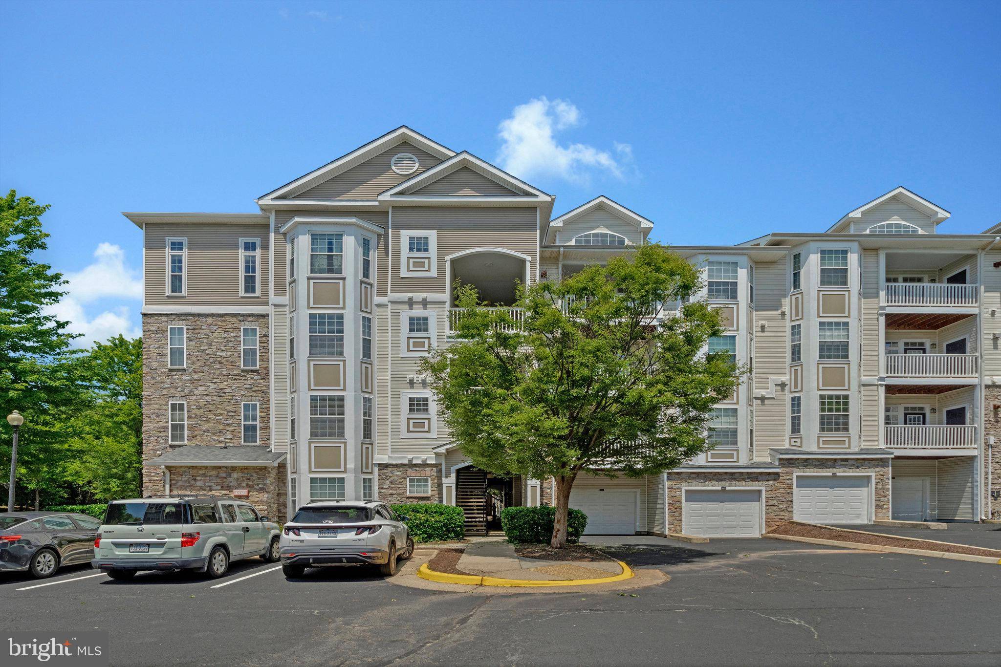 508 SUNSET VIEW TER SE #201, Leesburg, VA 20175