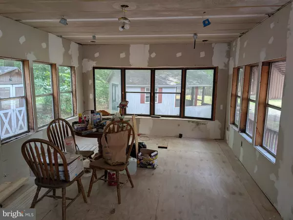 Seaford, DE 19973,24067 DOVE RD