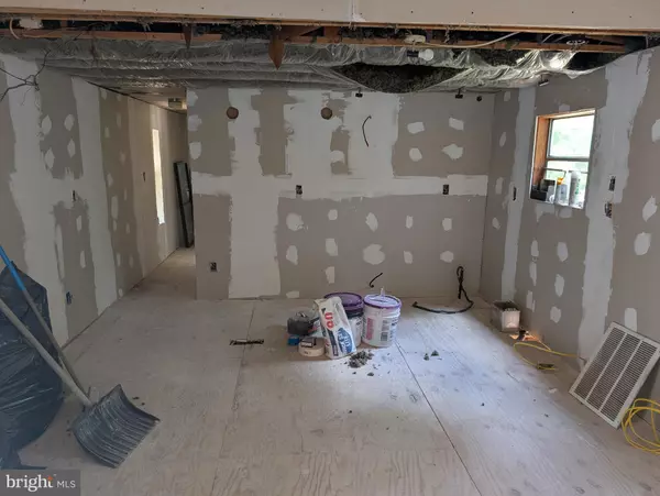 Seaford, DE 19973,24067 DOVE RD