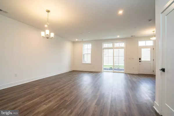 Princeton, NJ 08540,6105 VIVALDI RD