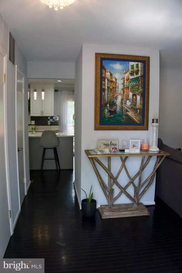 Damascus, MD 20872,10417 SWEEPSTAKES RD