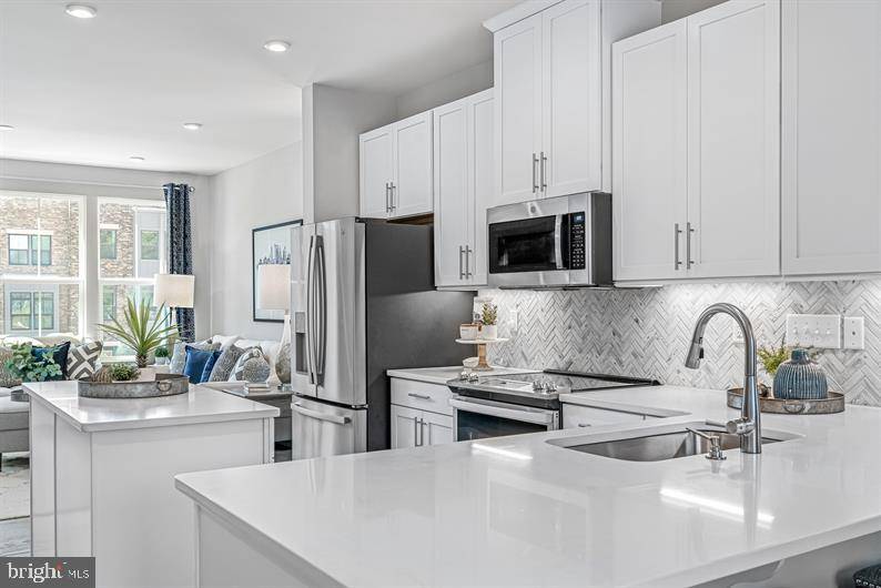 Montgomery Village, MD 20886,9746 STEWARTOWN RD #213C