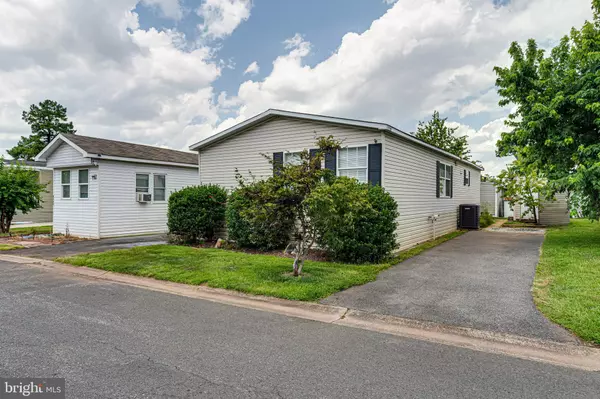 4258 AIRLINE PKWY, Chantilly, VA 20151
