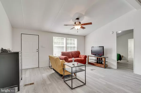 Chantilly, VA 20151,4258 AIRLINE PKWY