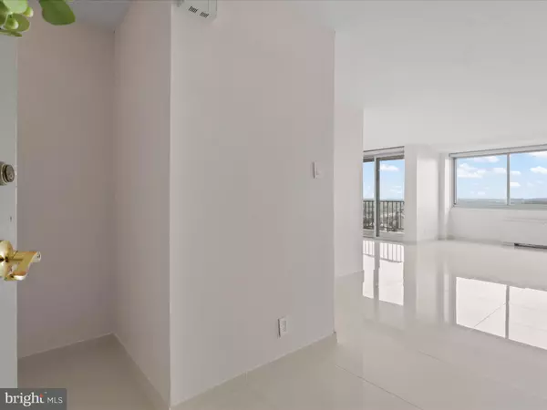 Alexandria, VA 22312,301 N BEAUREGARD ST #1605