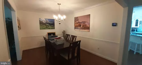 Falls Church, VA 22043,6880 MCLEAN PROVINCE CIR