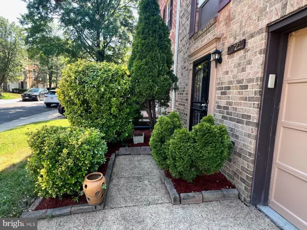 Lanham, MD 20706,7022 STORCH LN