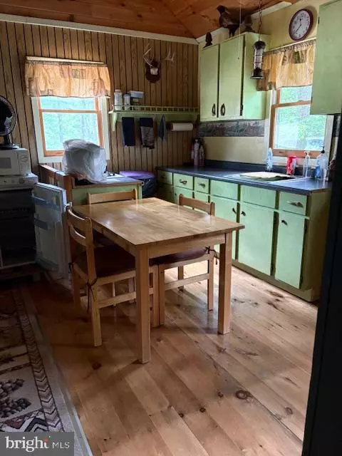 Clarence, PA 16829,170 BLACKBERRY RD