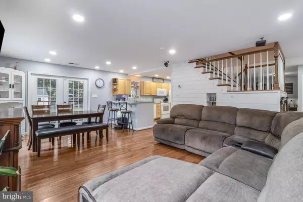 Newburg, MD 20664,9801 EMERALD LN