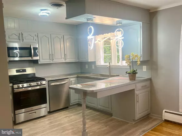 Lawrence Twp, NJ 08648,713 WINCHESTER AVE