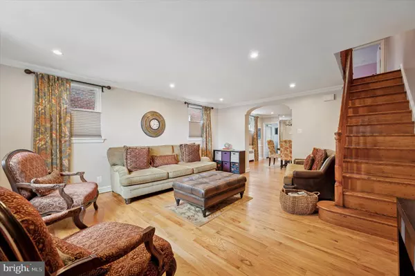 Philadelphia, PA 19150,933 E SLOCUM ST