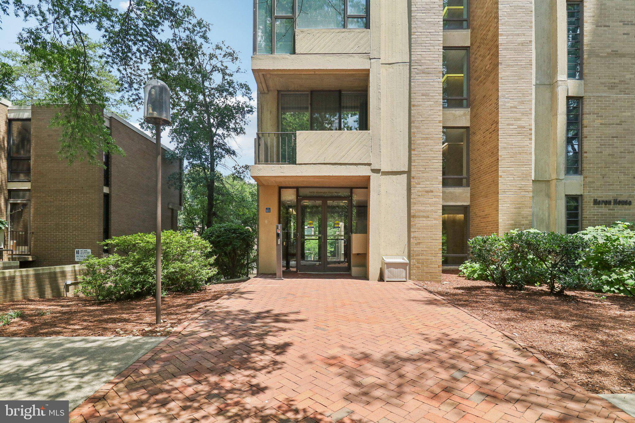 Reston, VA 20190,11400 WASHINGTON PLZ #301
