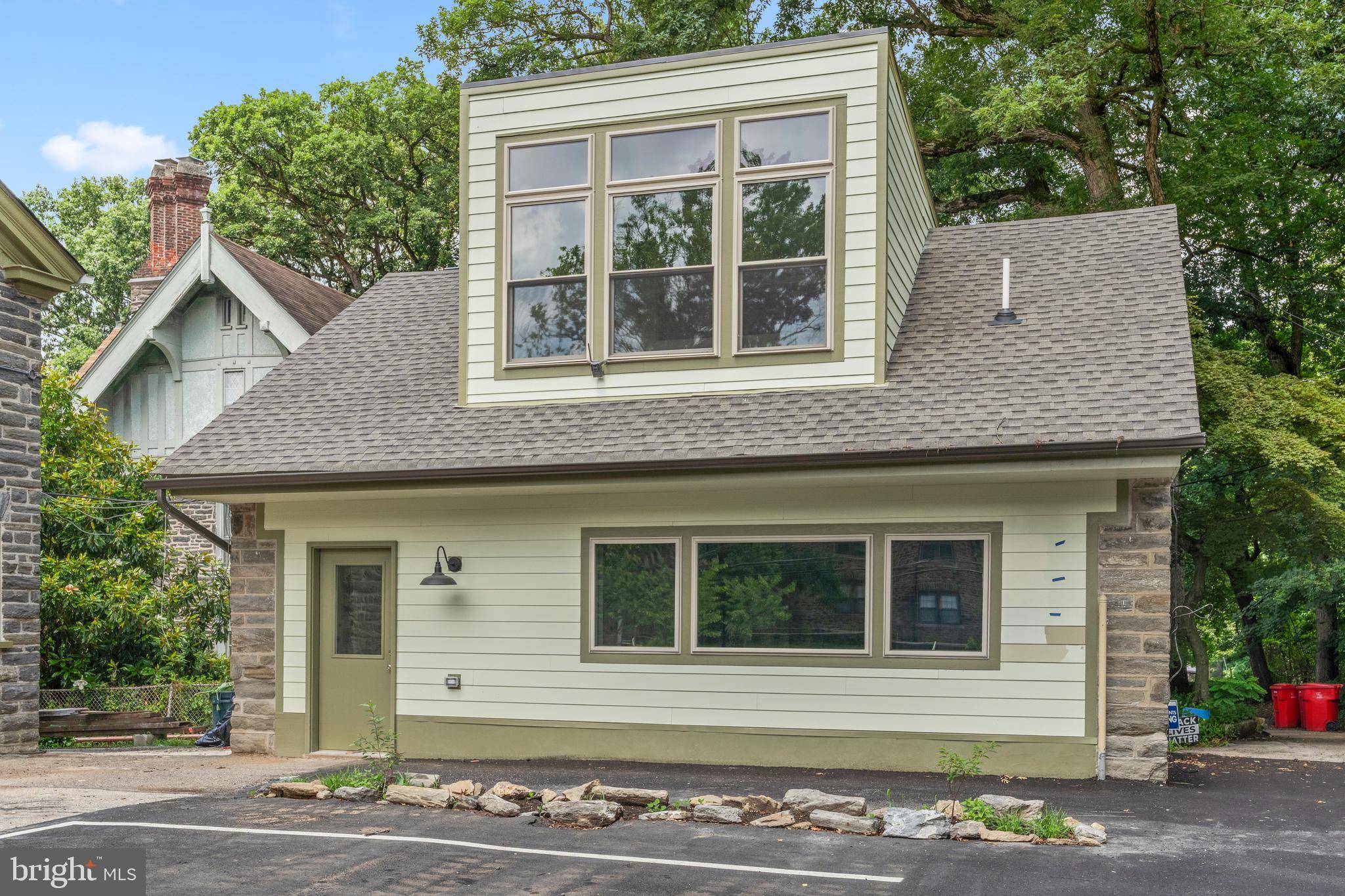 6401 WAYNE AVE #8, Philadelphia, PA 19119